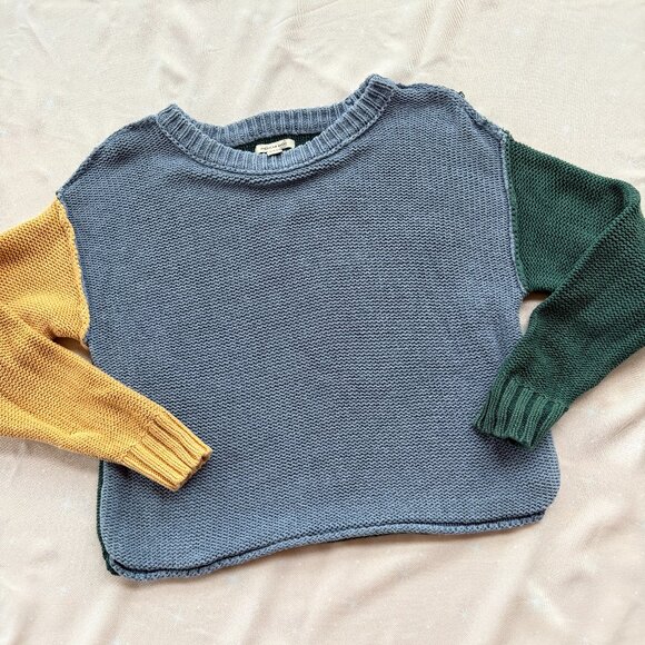 American Eagle Outfitters Sweaters - American Eagle Colorblock Cropped‎ Crewneck Sweater – XS – 100% Cotton